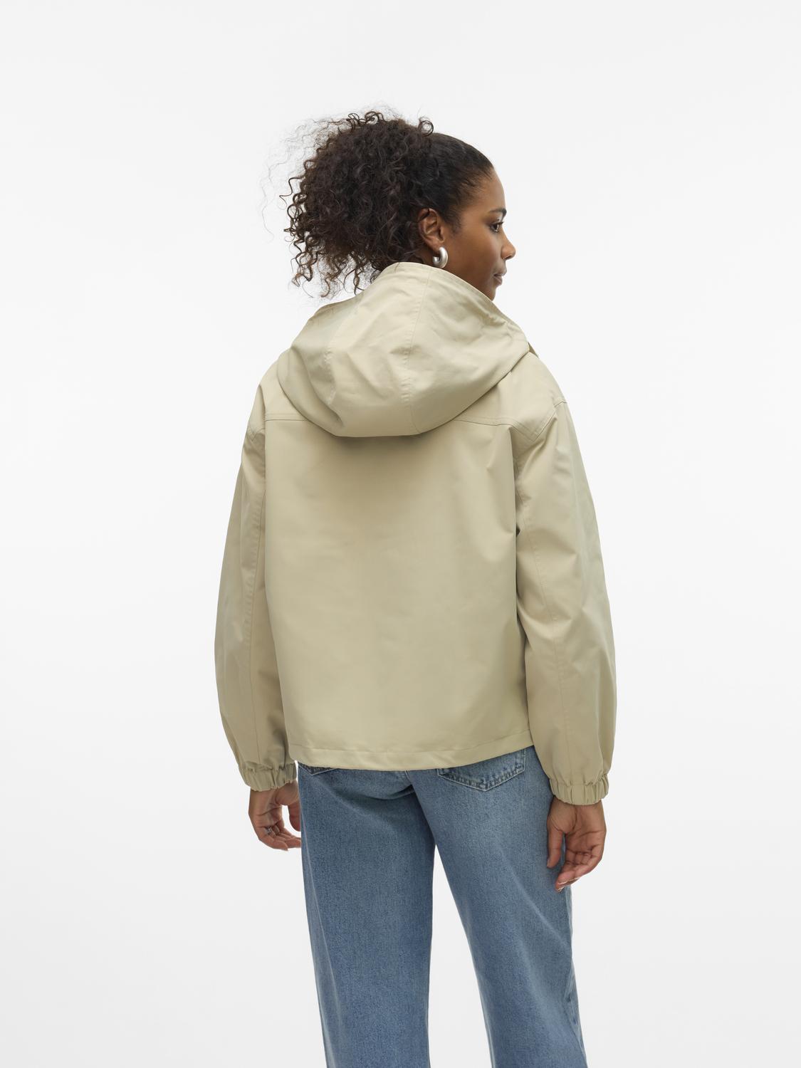 model_shot-back
